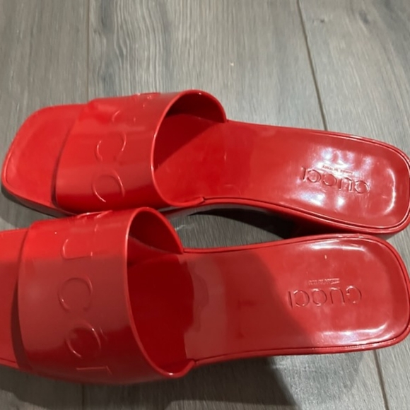 Gucci Red Platform Sandals - Size 9 - Picture 2 of 5